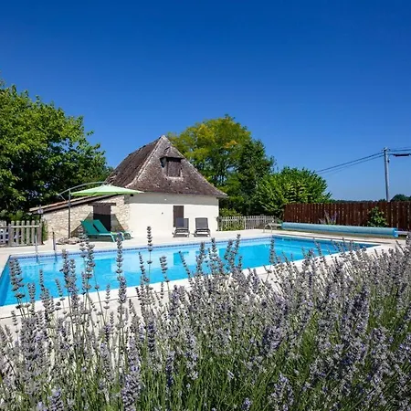 Les Petits Champs *